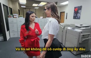 LULU-234 Không thể cưỡng lại sự khiêu khích vô thức của cô dì to con mặc quần tất đen, thằng cháu trai lập tức quan hệ với cô bằng một cái piston sống động và khiến cô ấy xuất tinh